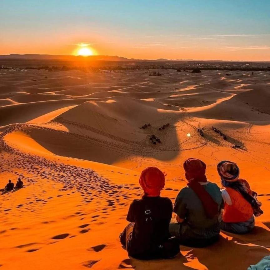 Bivouac Camel Trips Hotel Merzouga Eksteriør billede