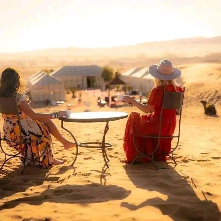 Bivouac Camel Trips Hotel Merzouga Eksteriør billede