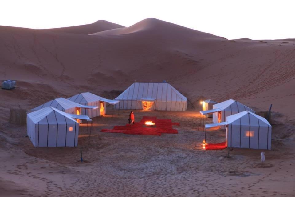 Bivouac Camel Trips Hotel Merzouga Eksteriør billede