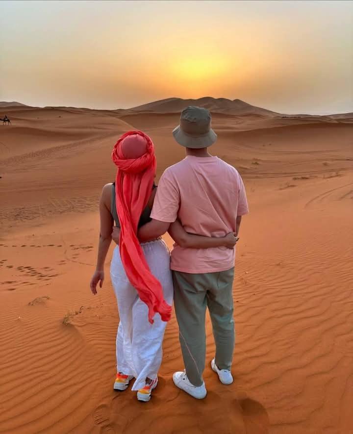 Bivouac Camel Trips Hotel Merzouga Eksteriør billede