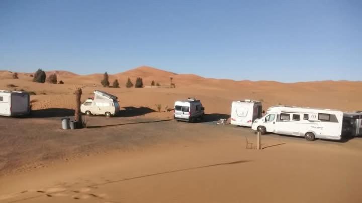 Bivouac Camel Trips Hotel Merzouga Eksteriør billede